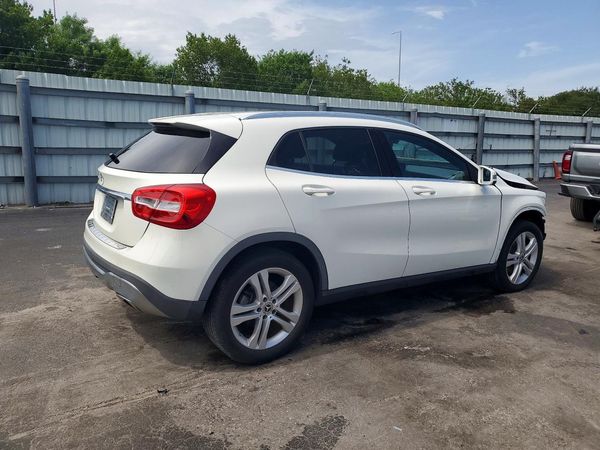 2018 MERCEDES-BENZ GLA GLA250