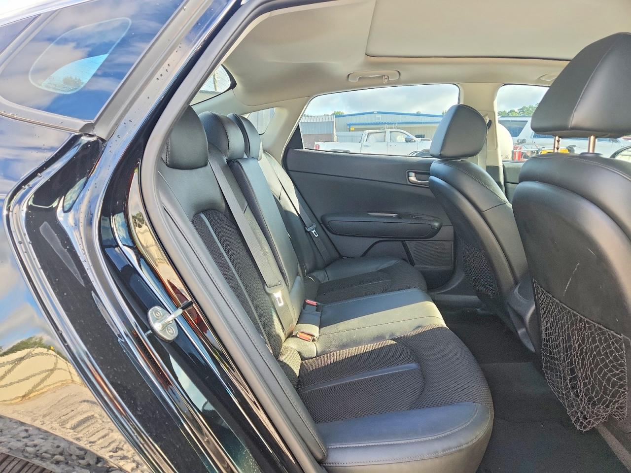 2019 KIA OPTIMA LX, S