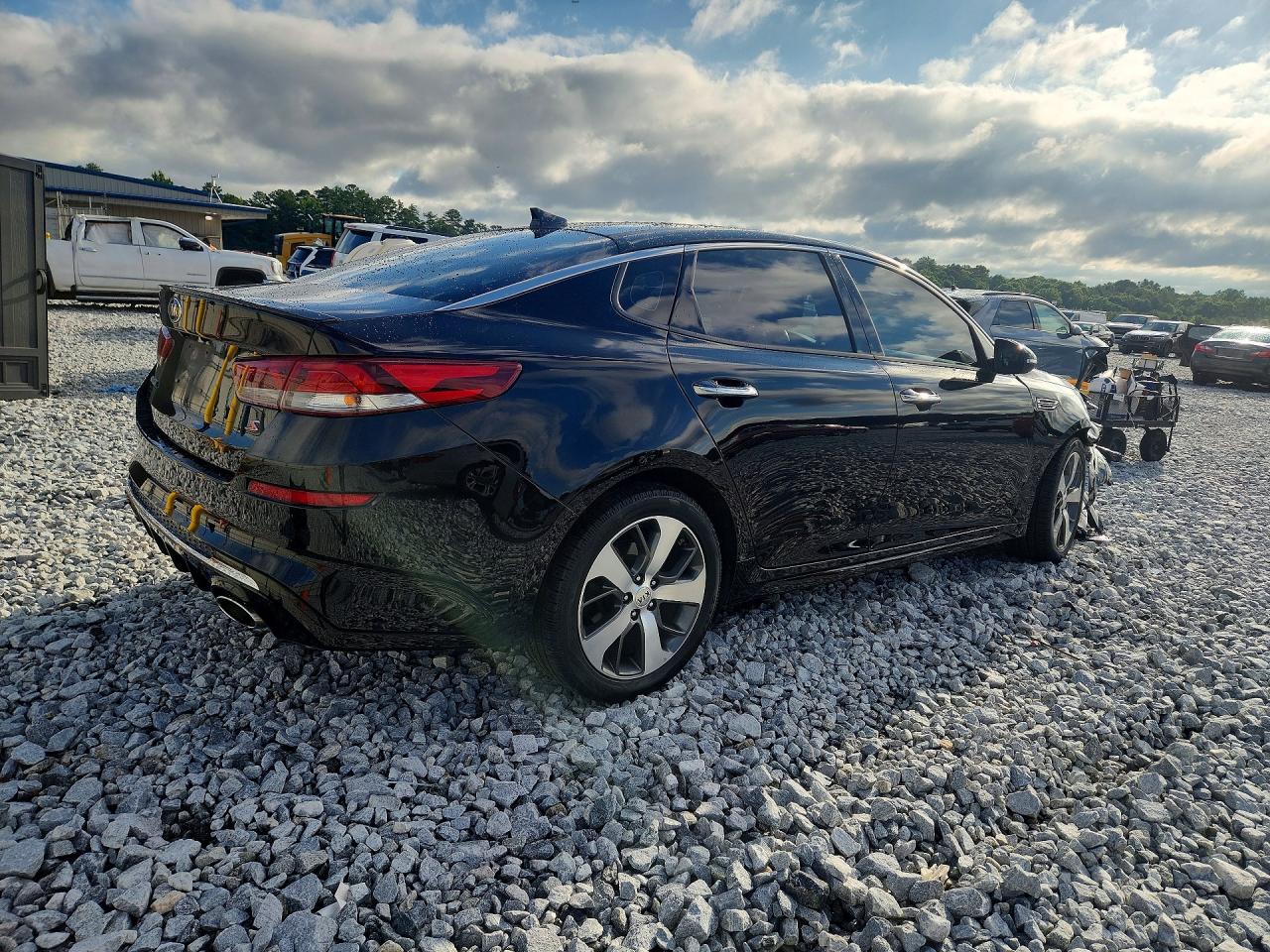 2019 KIA OPTIMA LX, S