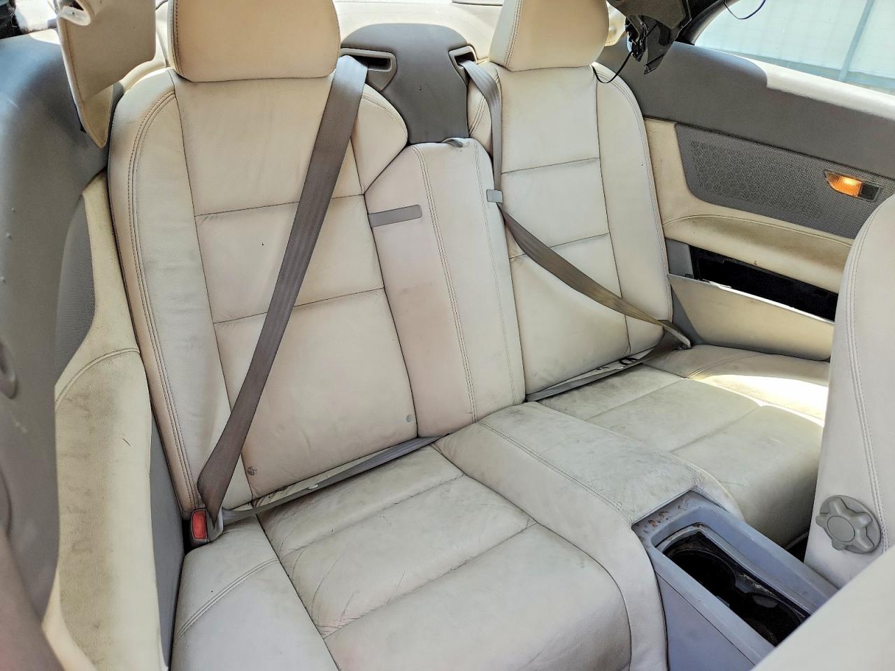 2010 VOLVO C70