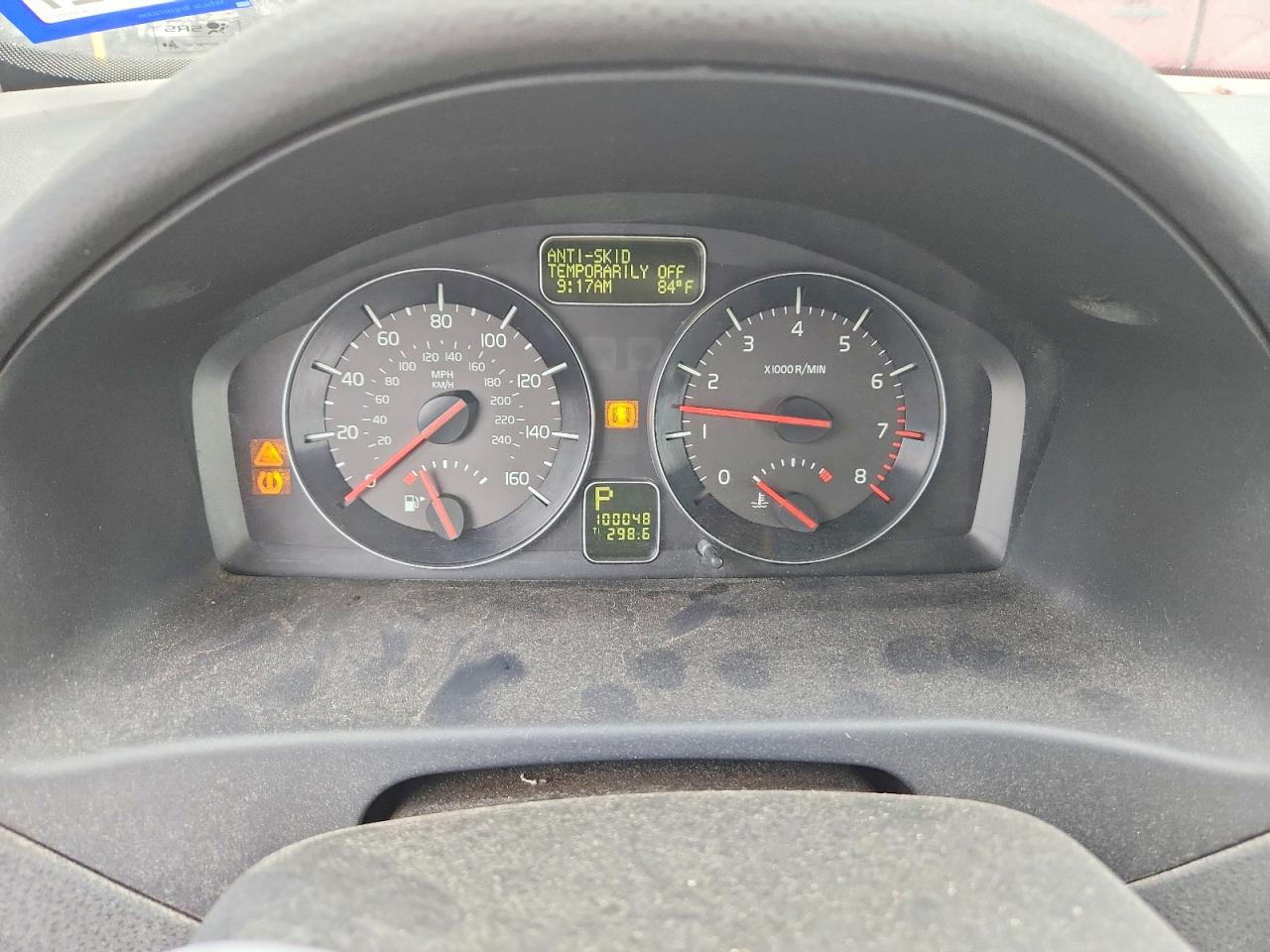 2010 VOLVO C70