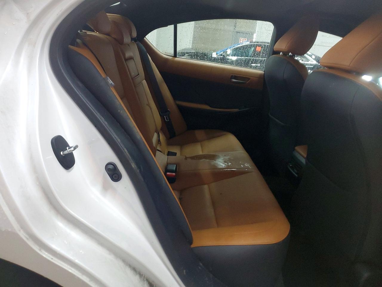 2021 LEXUS IS 300 Comfort