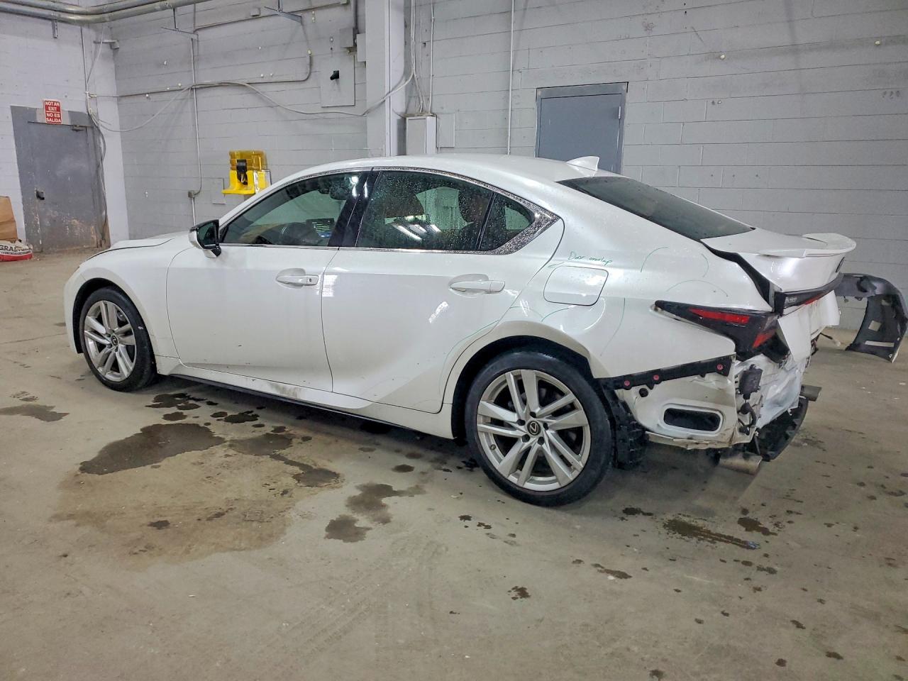 2021 LEXUS IS 300 Comfort