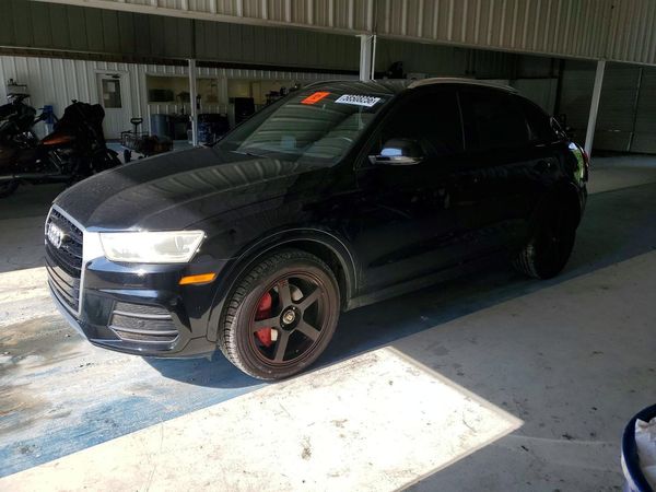 2017 AUDI Q3 Premium