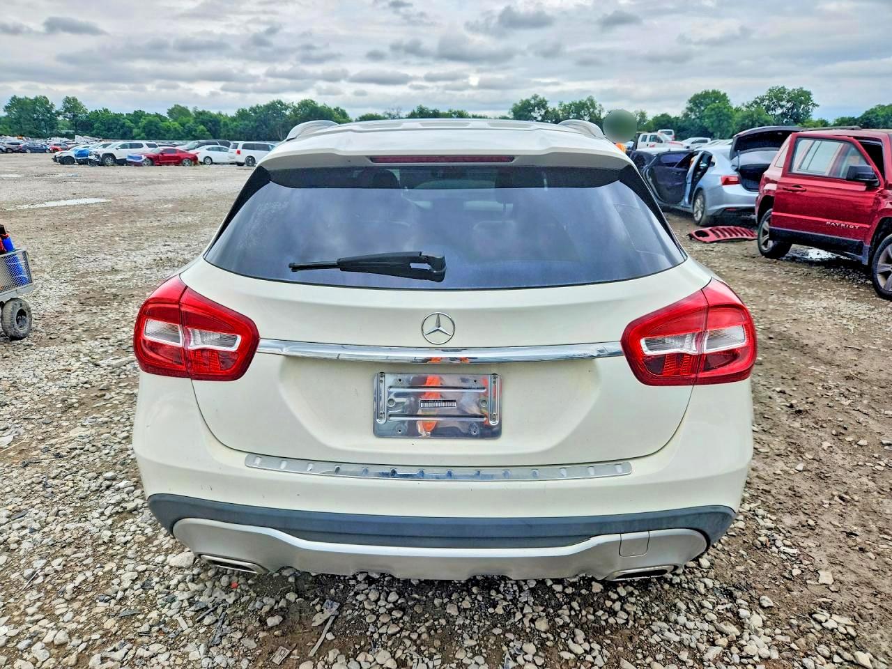 2018 MERCEDES-BENZ GLA GLA250