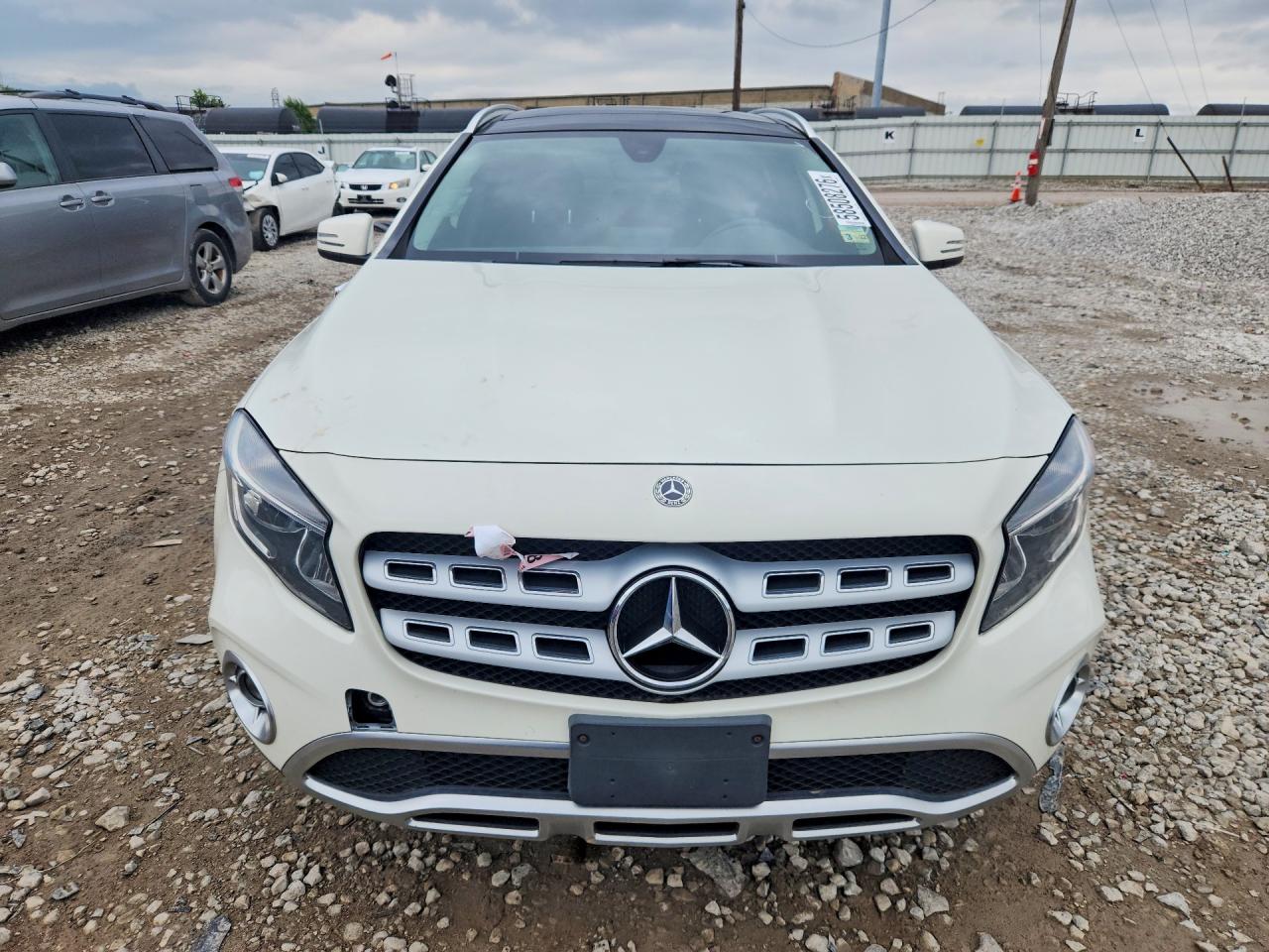 2018 MERCEDES-BENZ GLA GLA250
