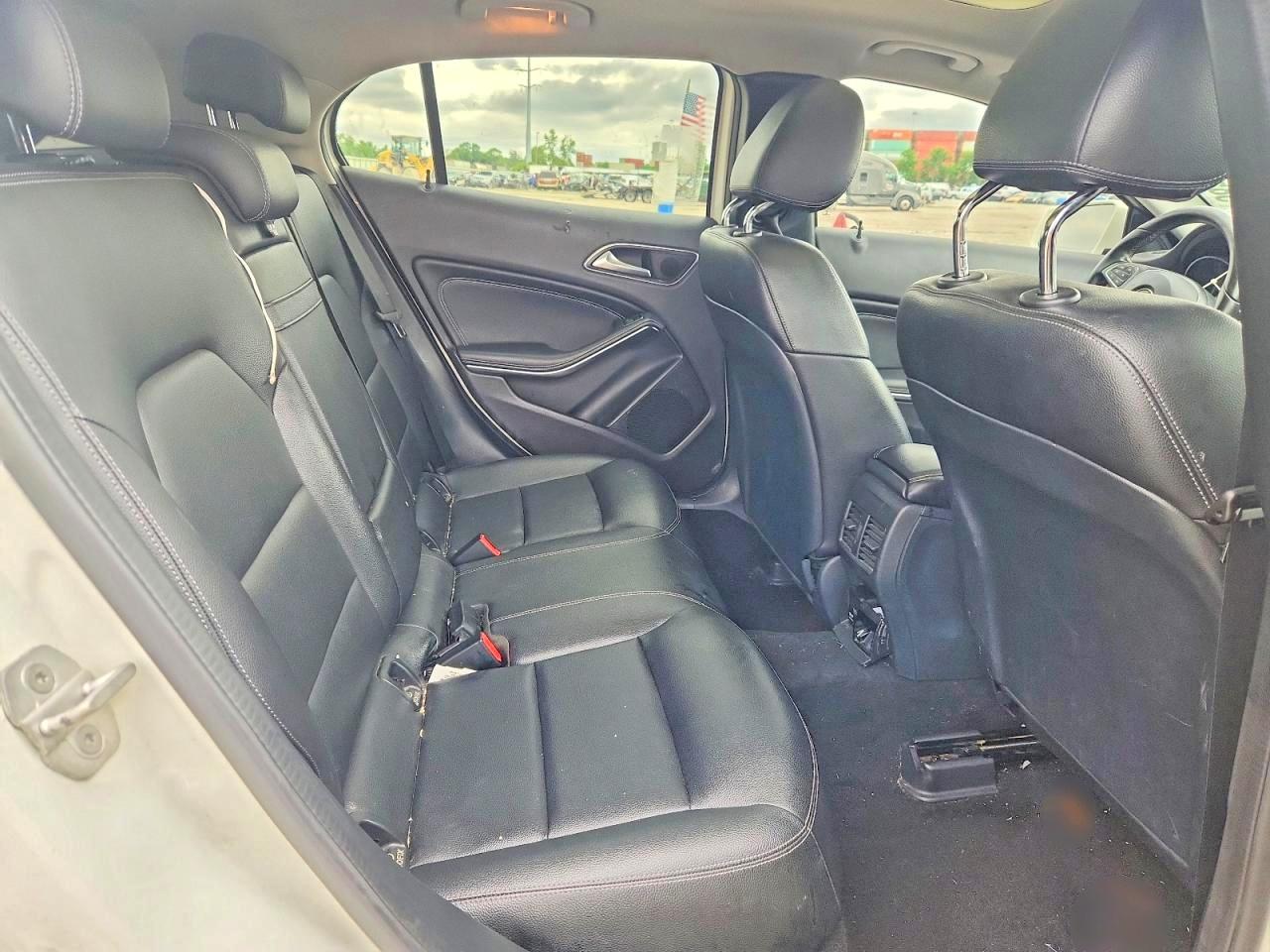 2018 MERCEDES-BENZ GLA GLA250