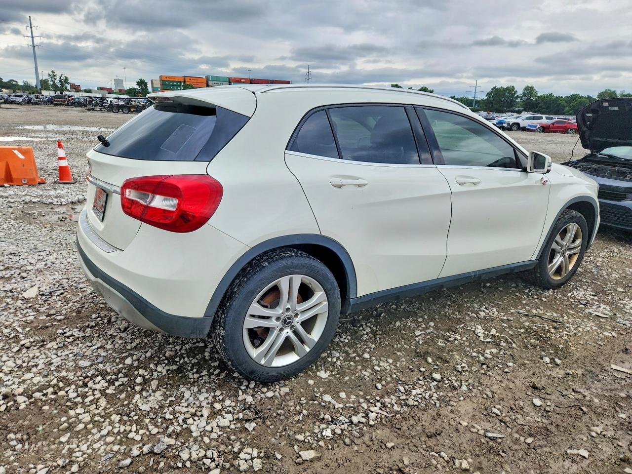 2018 MERCEDES-BENZ GLA GLA250