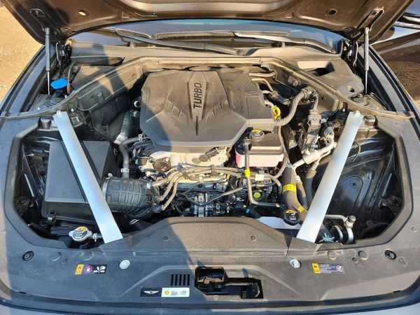 2025 GENESIS G70