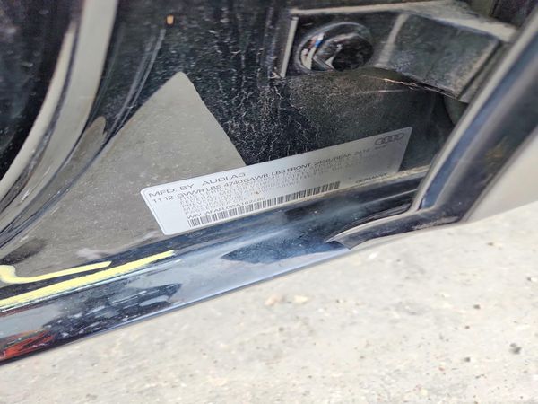 2013 AUDI A4 Premium — VINS