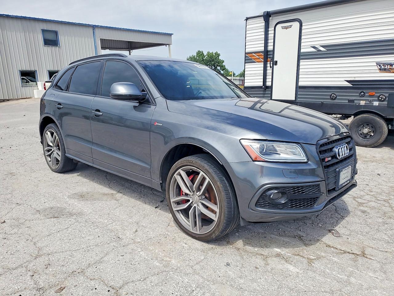 2016 AUDI SQ5 quattro Premium Plus
