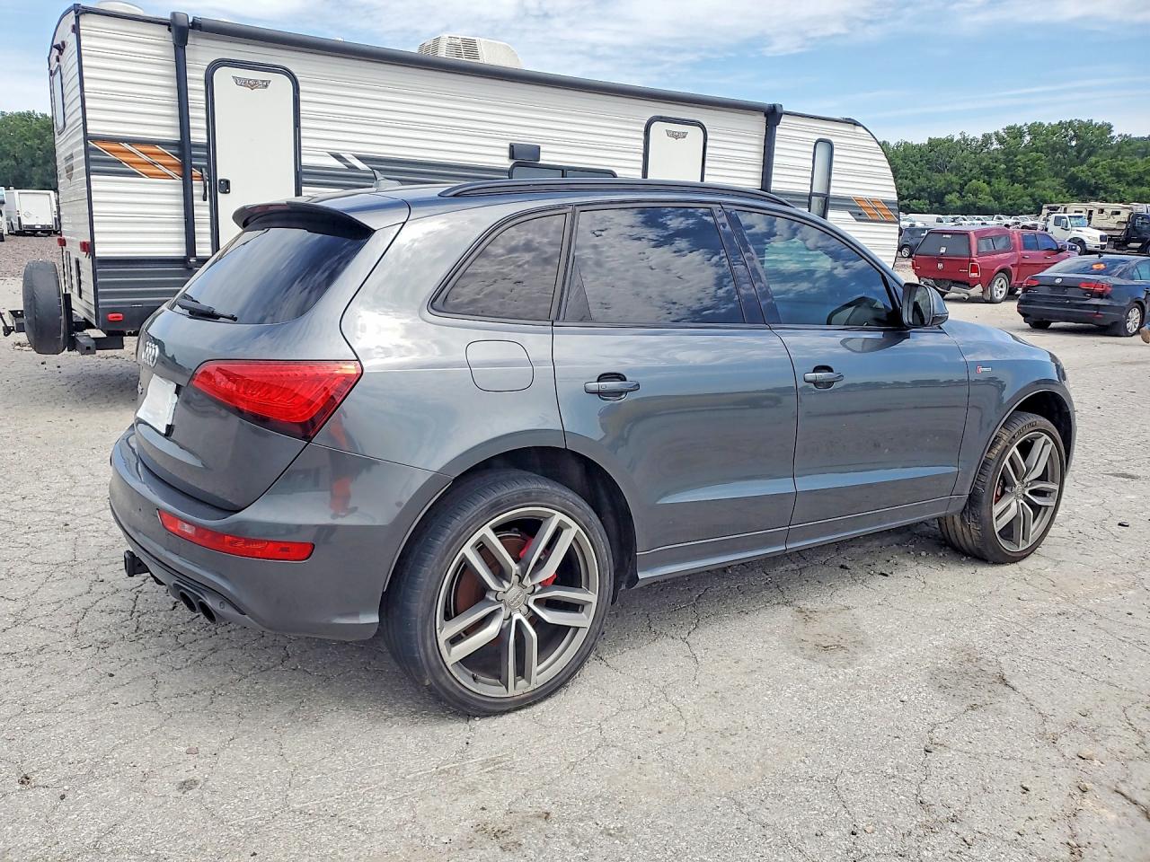 2016 AUDI SQ5 quattro Premium Plus