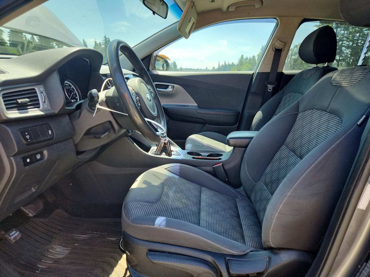 2017 KIA NIRO FE / LX / LX Tech