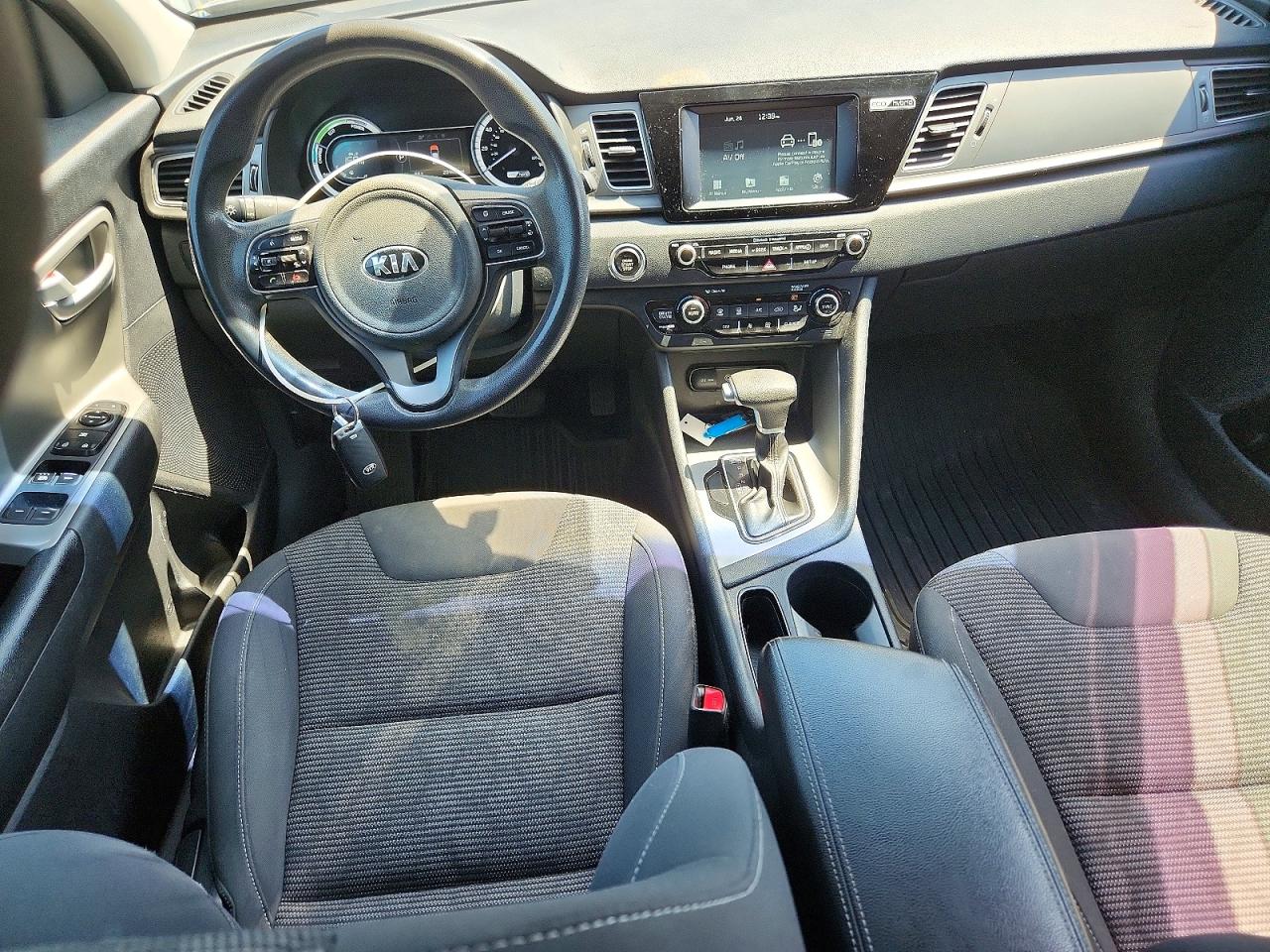 2017 KIA NIRO FE / LX / LX Tech