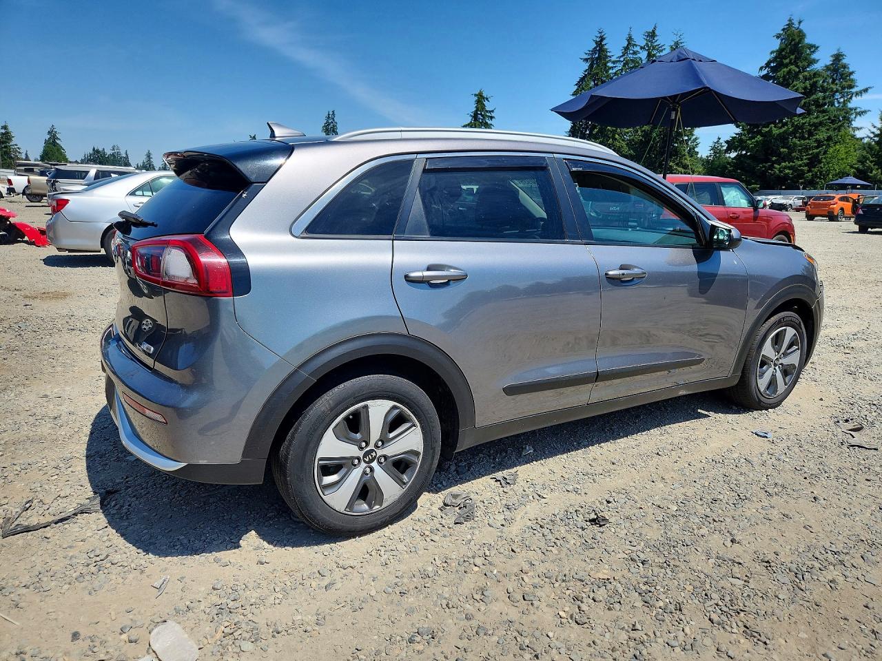 2017 KIA NIRO FE / LX / LX Tech