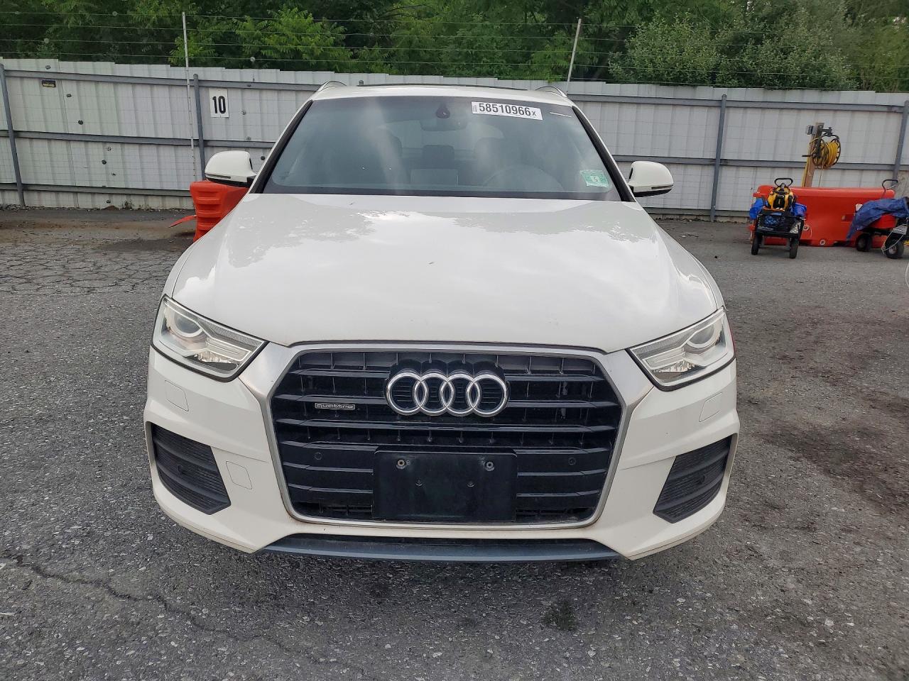 2016 AUDI Q3 quattro Premium Plus