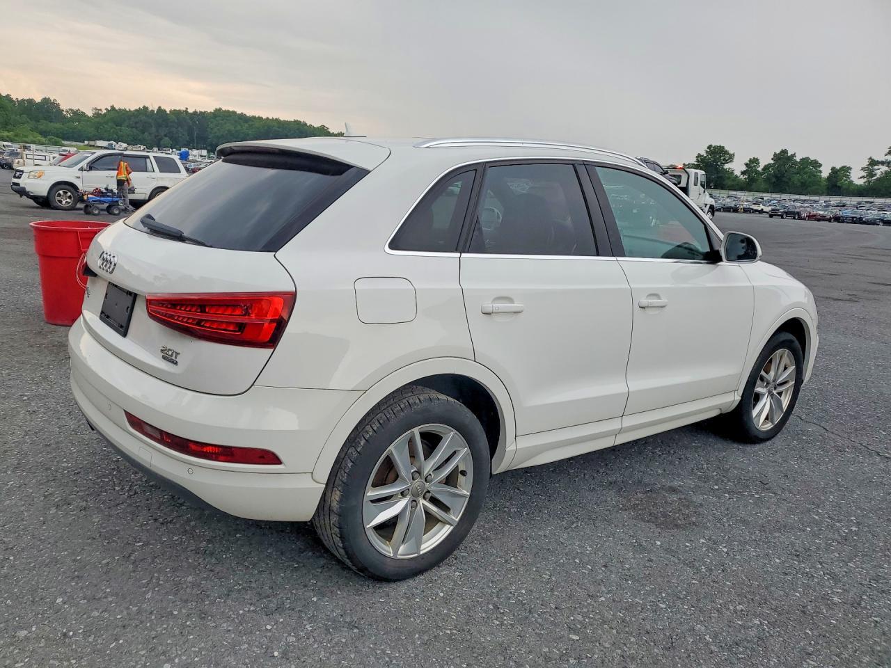 2016 AUDI Q3 quattro Premium Plus