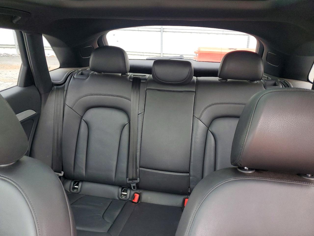 2016 AUDI Q3 quattro Premium Plus