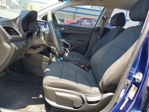 2019 HYUNDAI ACCENT SE and SEL