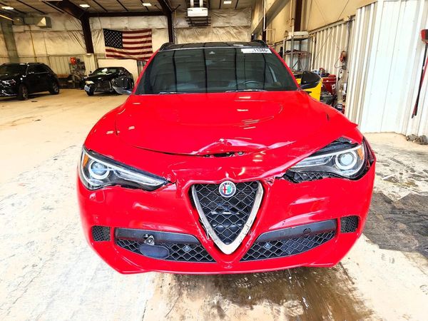 2022 ALFA ROMEO STELVIO QUADRIFOGLIO AWD
