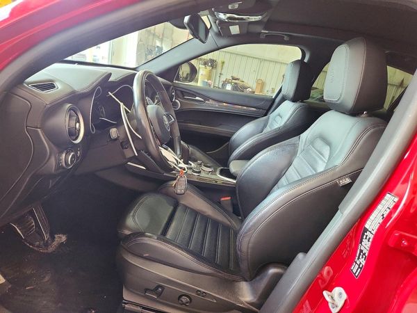 2022 ALFA ROMEO STELVIO QUADRIFOGLIO AWD