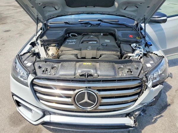 2024 MERCEDES-BENZ GLS