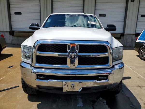 2015 RAM 2500 ST CREW CAB 4X4