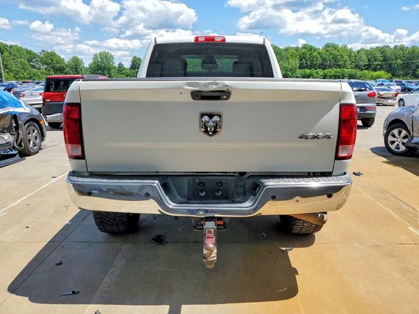 2015 RAM 2500 ST CREW CAB 4X4