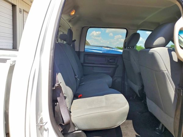 2015 RAM 2500 ST CREW CAB 4X4