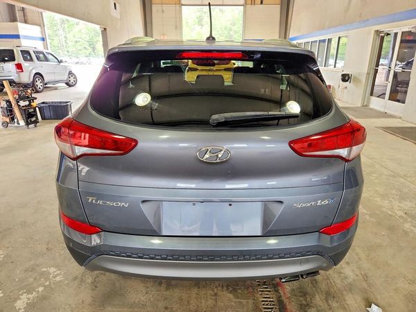 2016 HYUNDAI TUCSON