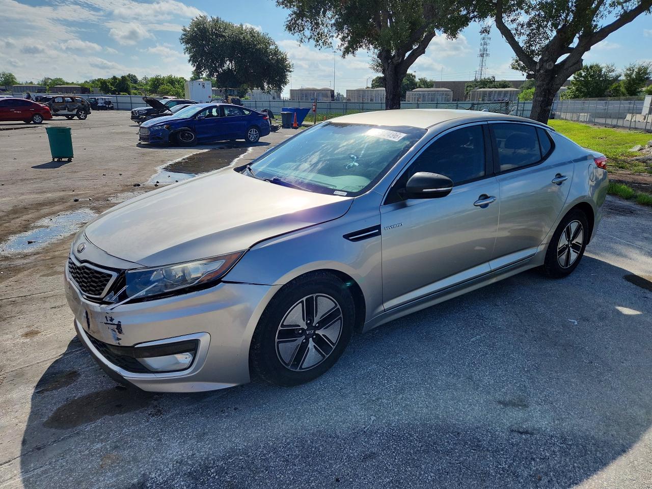 2013 KIA OPTIMA LX