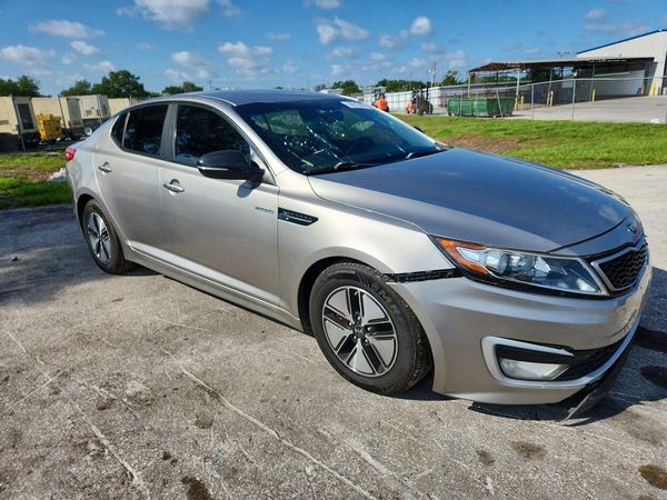 2013 KIA OPTIMA LX