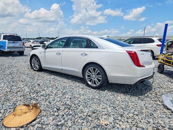 2019 CADILLAC XTS Luxury