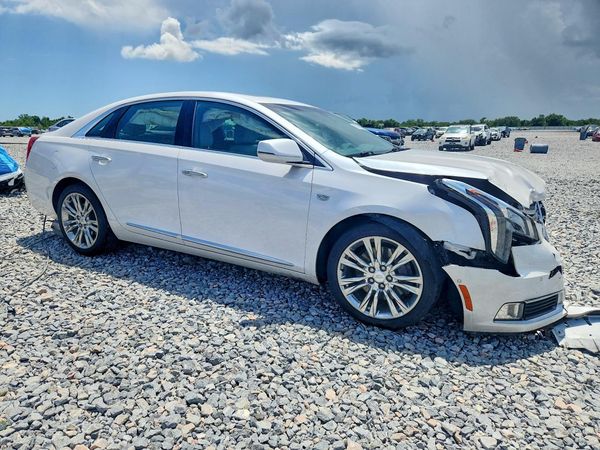 2019 CADILLAC XTS Luxury