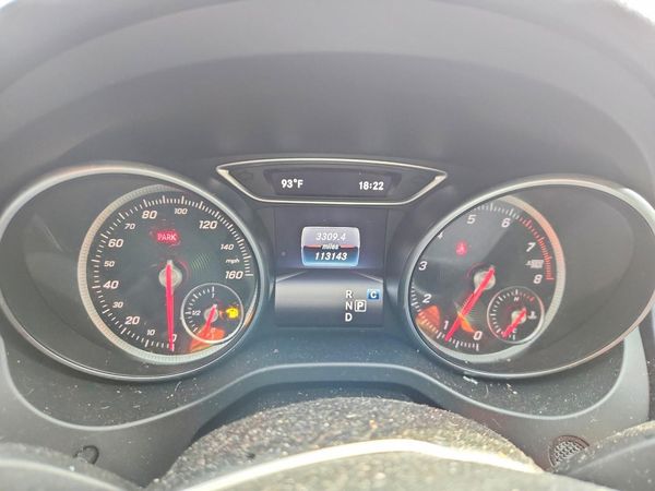 2019 MERCEDES-BENZ CLA