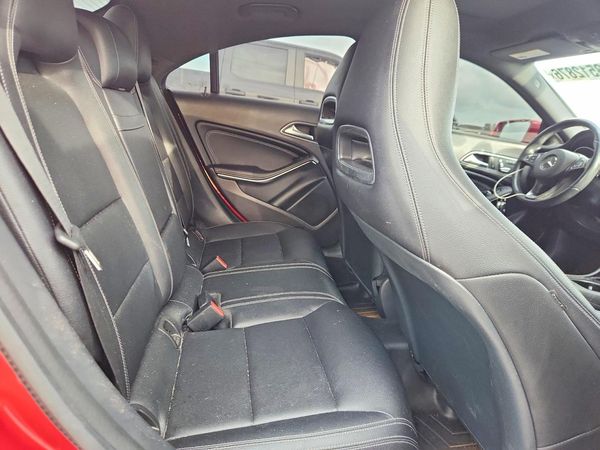 2019 MERCEDES-BENZ CLA
