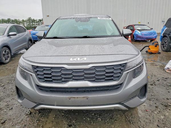 2022 KIA SELTOS LX