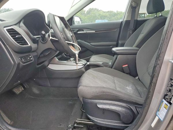 2022 KIA SELTOS LX
