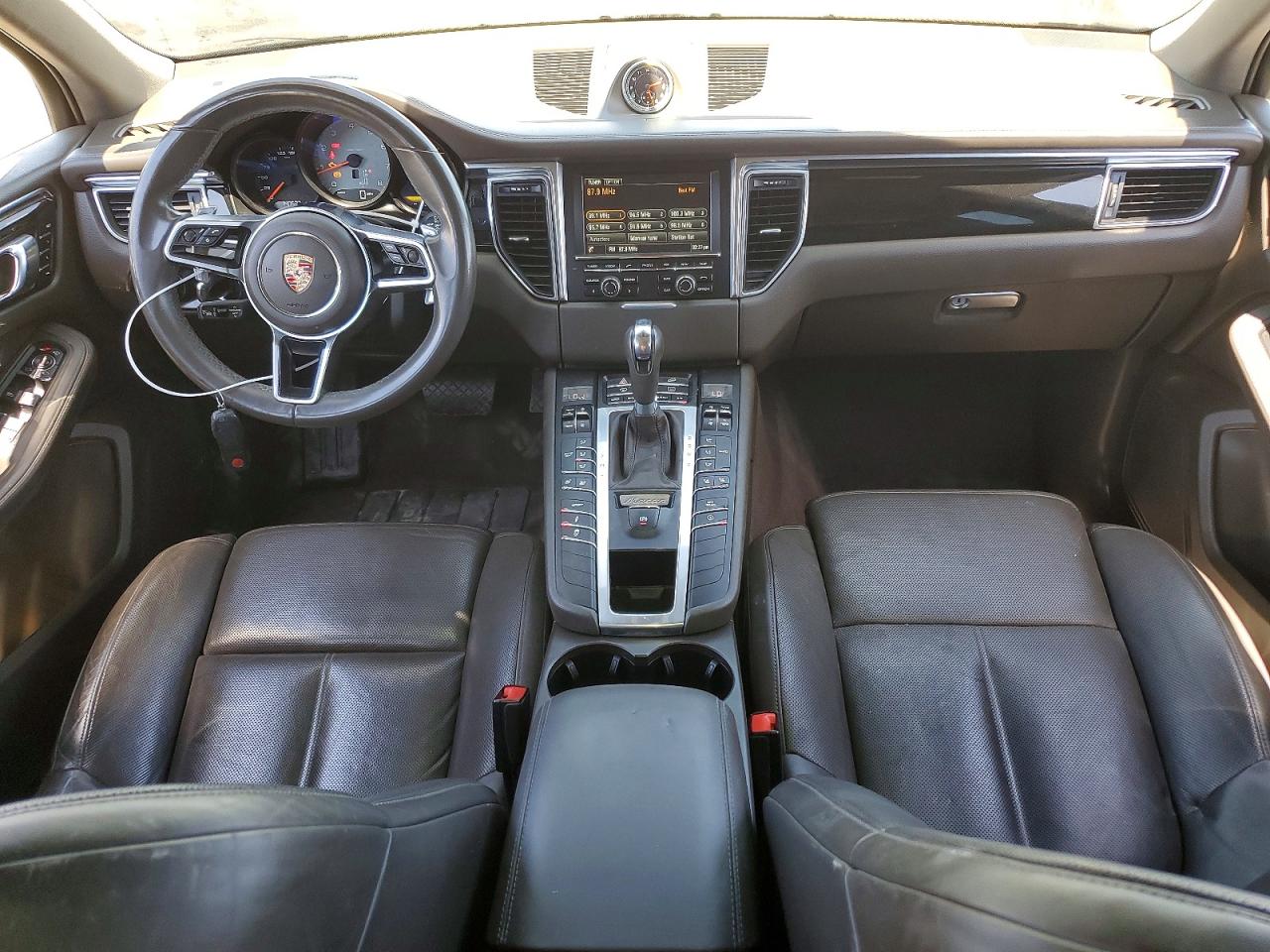 2015 PORSCHE MACAN