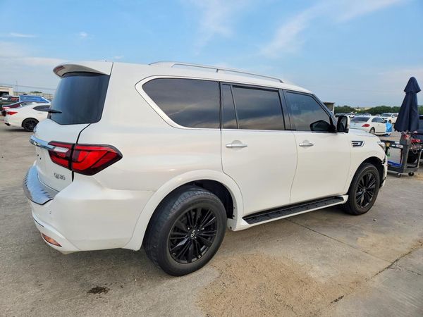 2022 INFINITI QX80 S
