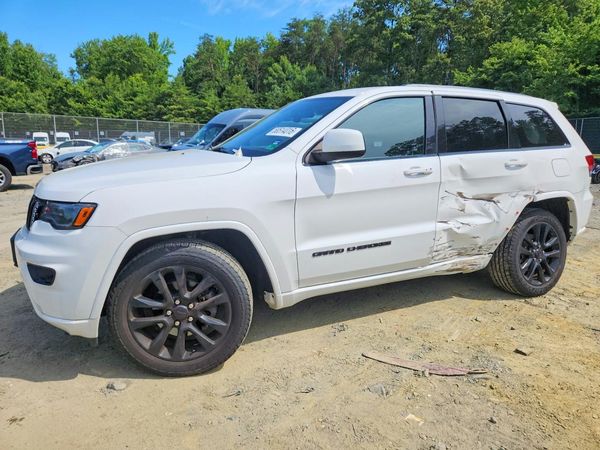 2020 JEEP GRAND CHEROKEE Laredo