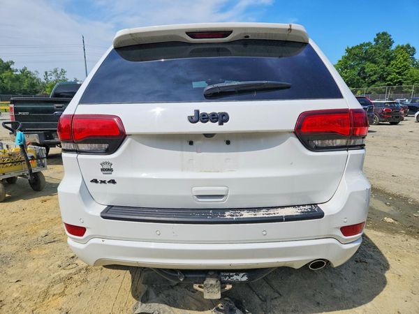 2020 JEEP GRAND CHEROKEE Laredo