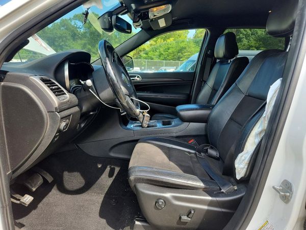 2020 JEEP GRAND CHEROKEE Laredo
