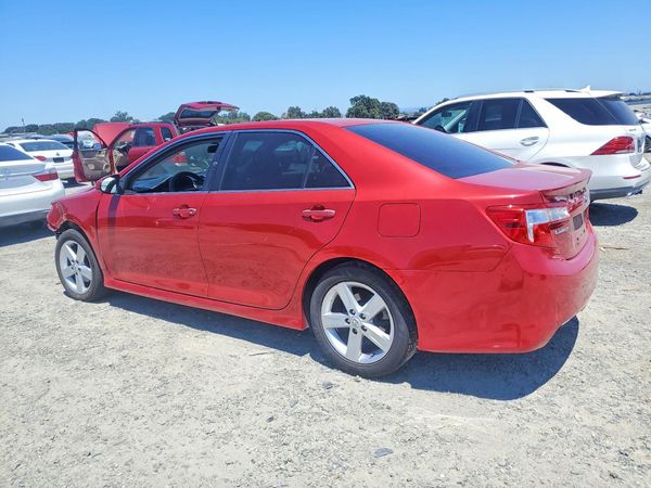 2012 TOYOTA CAMRY