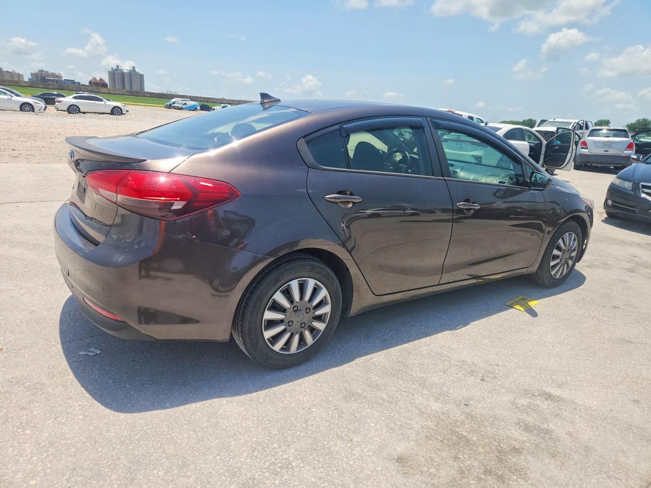 2018 KIA FORTE LX Base