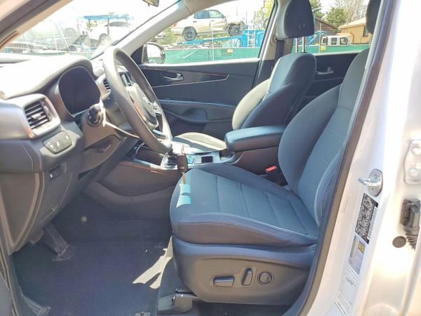 2019 KIA SORENTO L, LX, S