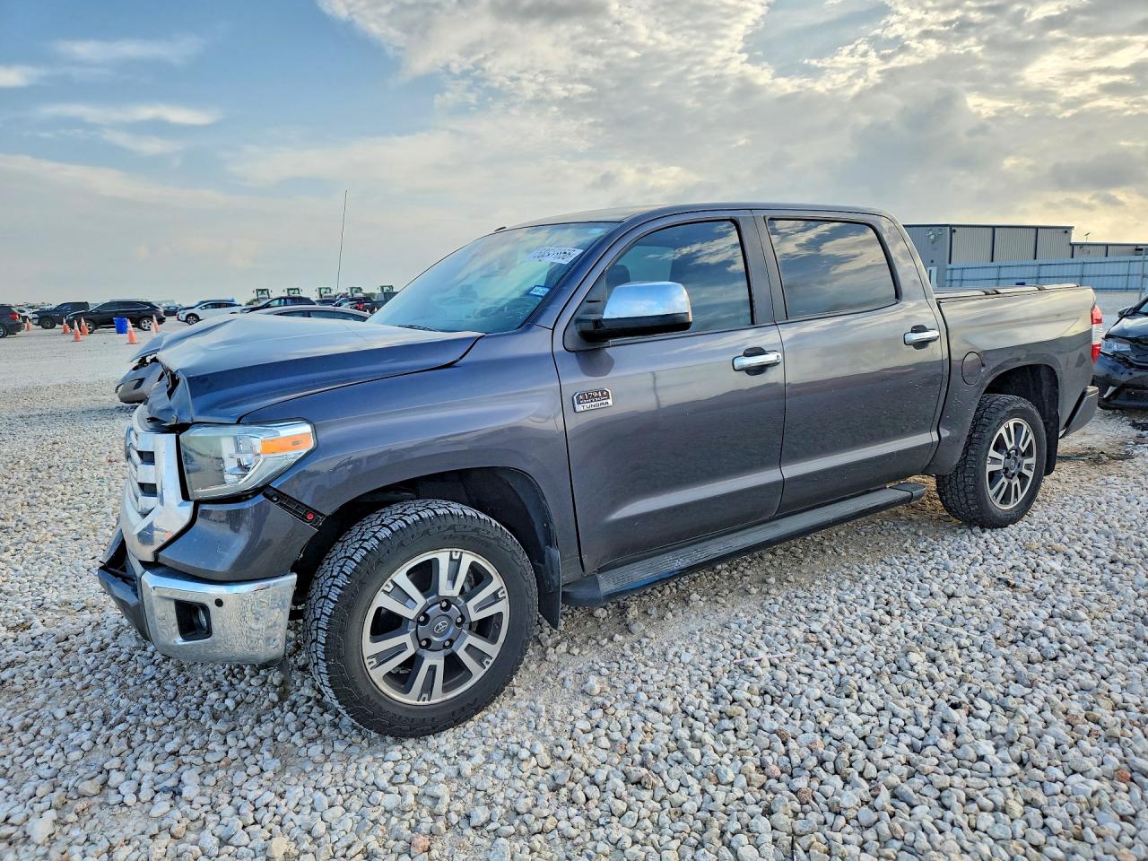 2019 TOYOTA TUNDRA Platinum Grade