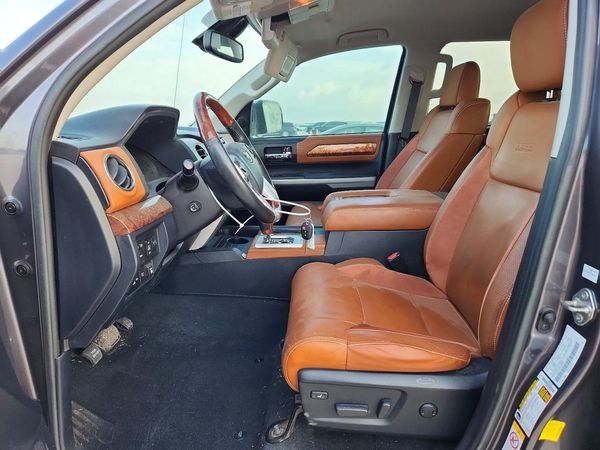 2019 TOYOTA TUNDRA Platinum Grade