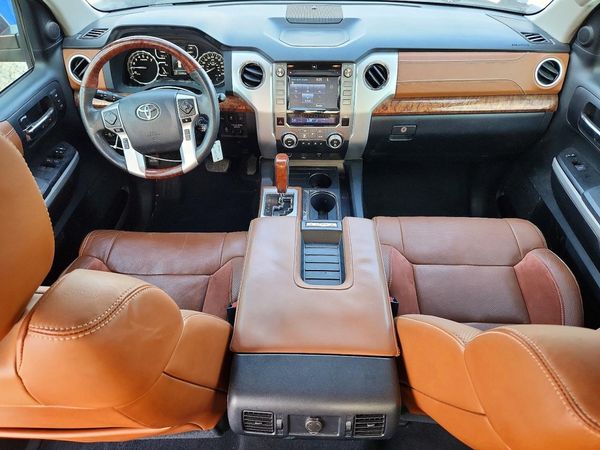 2019 TOYOTA TUNDRA Platinum Grade
