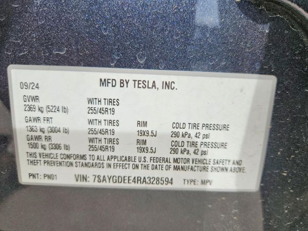 2024 TESLA MODEL Y